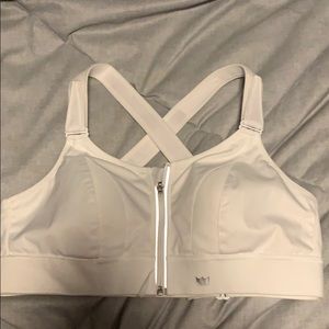 Shefit adjustable running bra